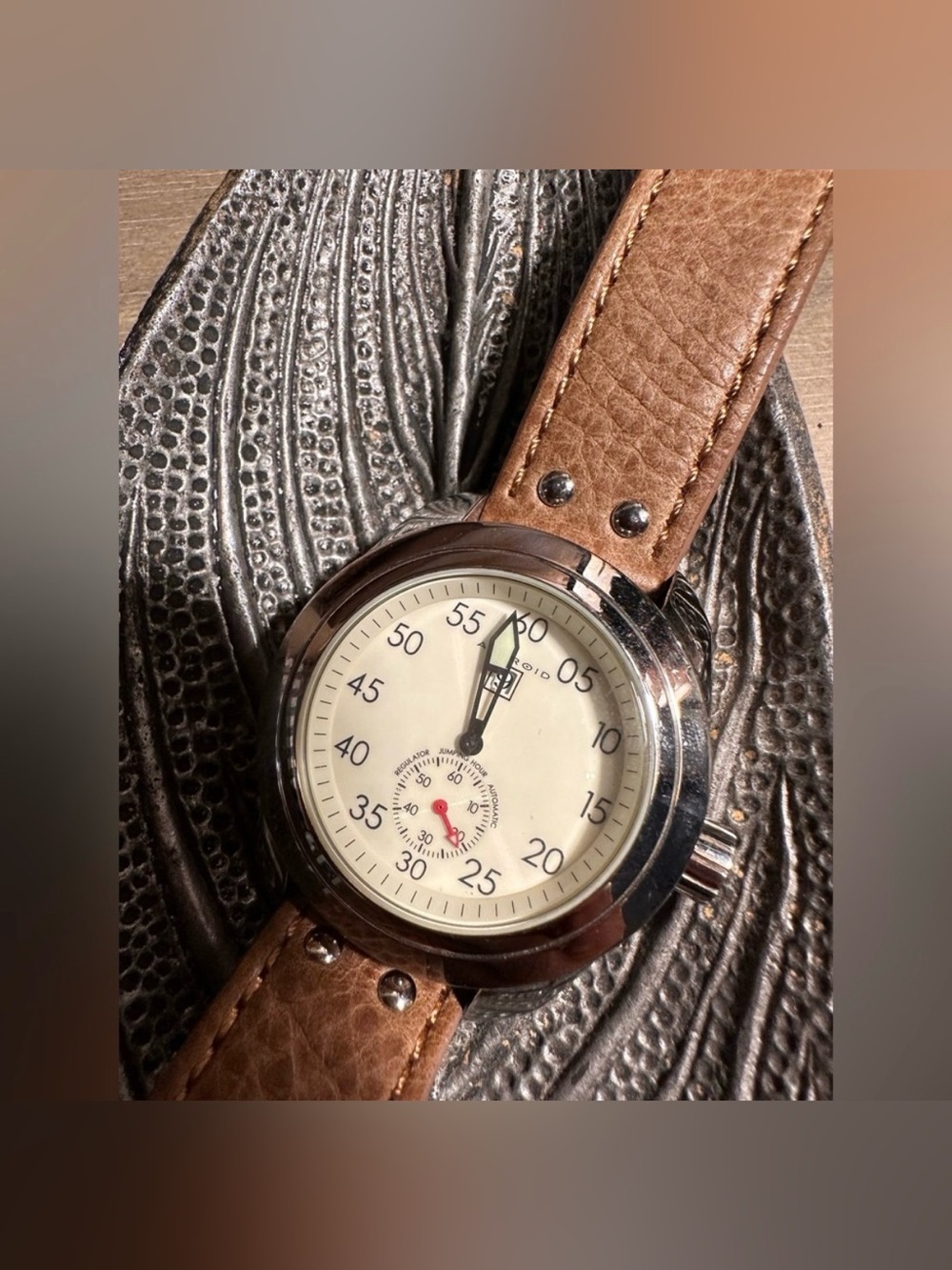 Men’s Android Watch - Picture 2 of 6